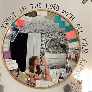 Meet your Posher, Grace